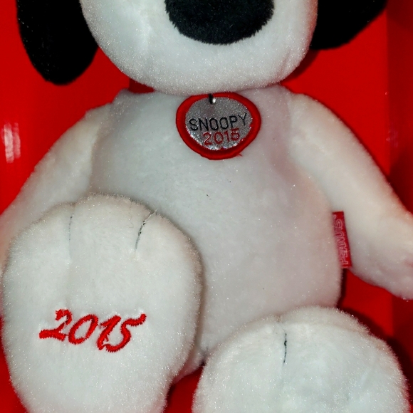 Peanuts Collectors Edition Snoopy - Picture 2 of 4